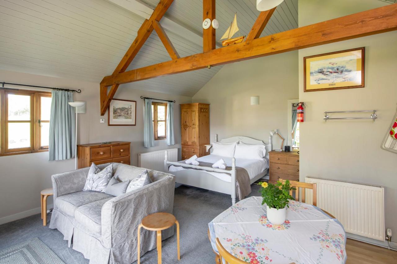 Beautiful Cottage With Stunning Views In Box Box  Bagian luar foto