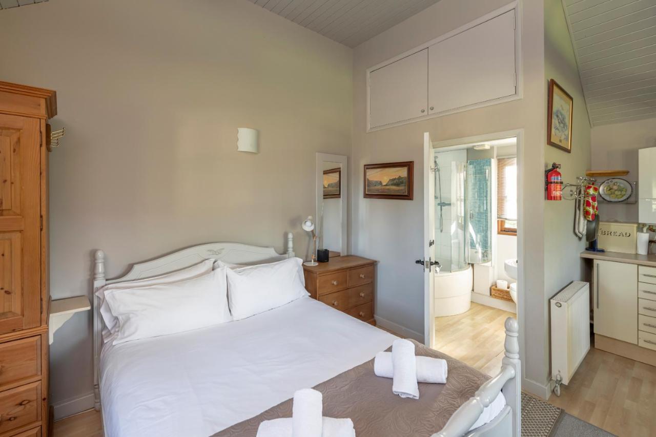 Beautiful Cottage With Stunning Views In Box Box  Bagian luar foto