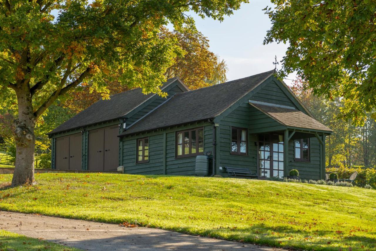 Beautiful Cottage With Stunning Views In Box Box  Bagian luar foto